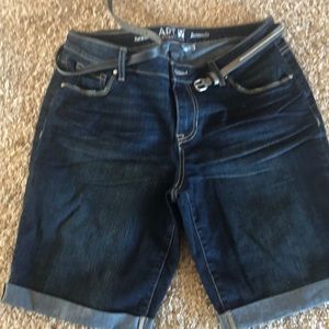 Apt 9  Bermuda shorts brand new not worn